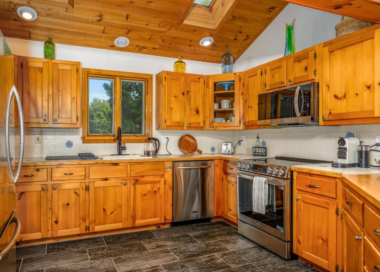 Mountain Blue Vista - Luxury Retreat Near Ski Resorts With Pond, Firepit And Hot Tub Windham Eksteriør bilde