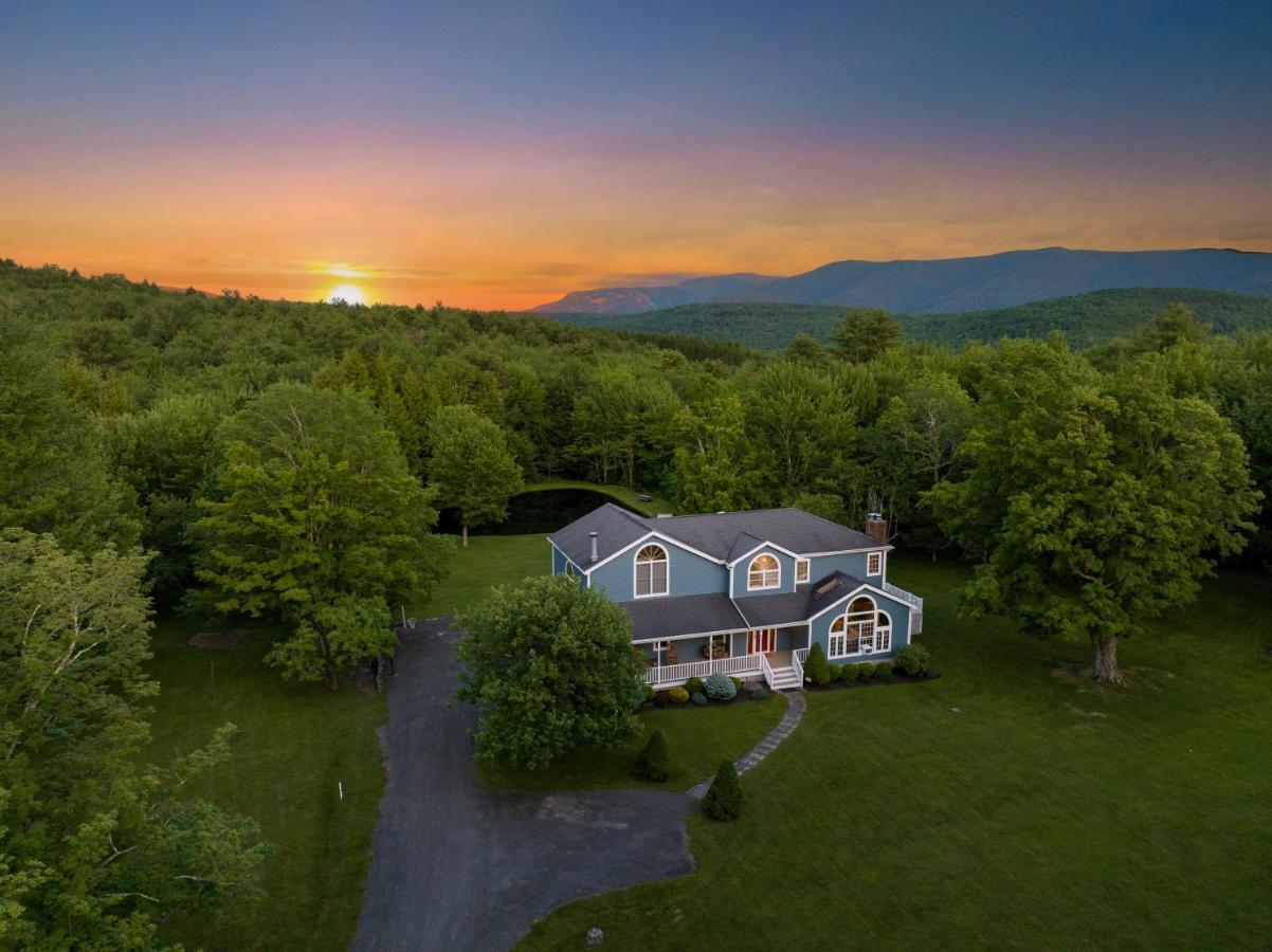 Mountain Blue Vista - Luxury Retreat Near Ski Resorts With Pond, Firepit And Hot Tub Windham Eksteriør bilde